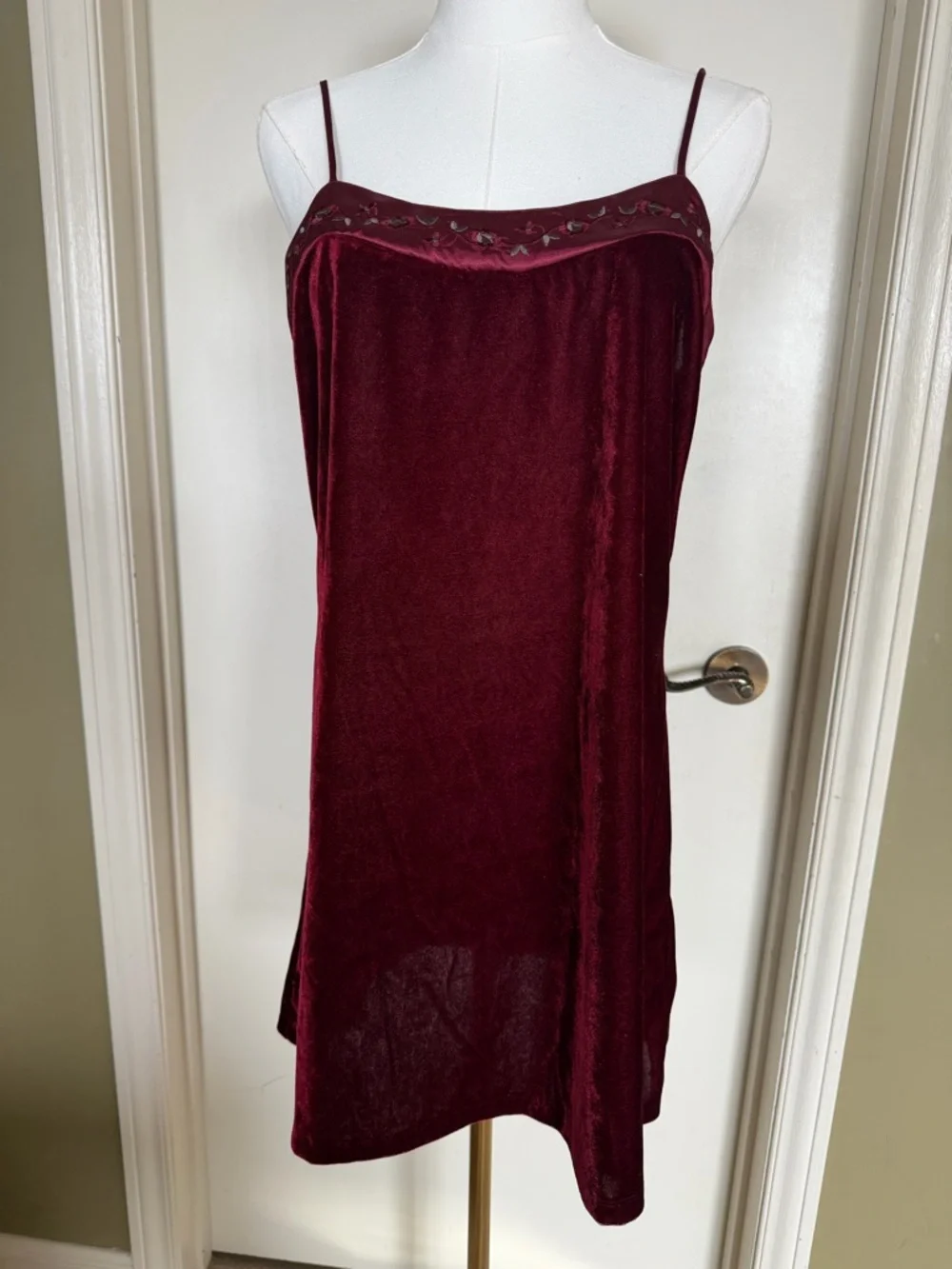 Vintage Rose Passion Burgundy Velvet Nightgown Robe Set L Y2K - Picture 2 of 12
